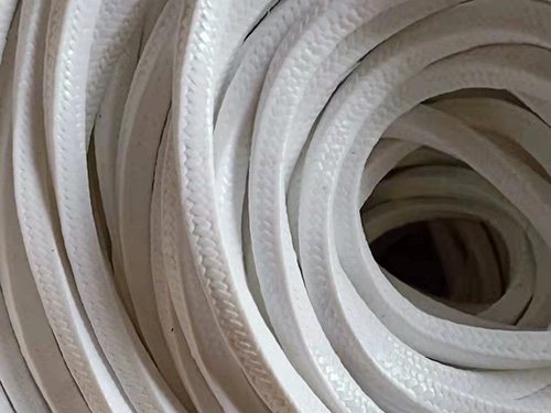 含油白四氟盤根費用